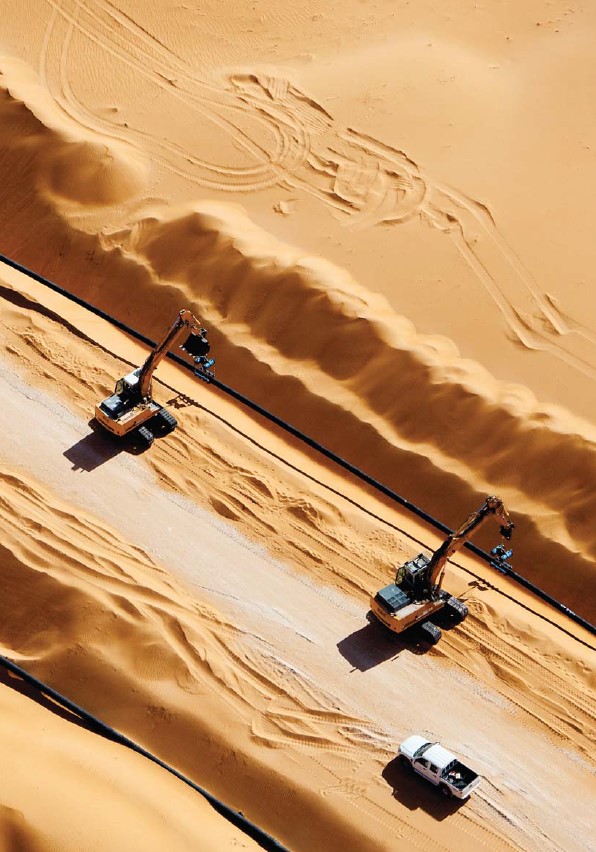 HAREK SHIPPING - Pose de canalisations à grande distance